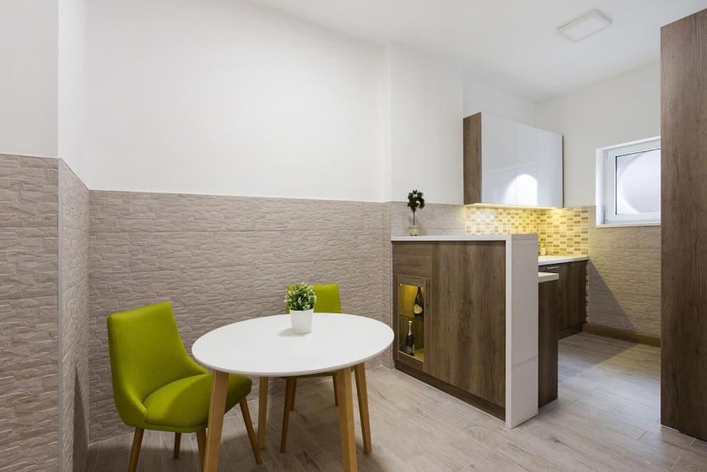 Hedonist-Belgrade Central Nest מראה חיצוני תמונה